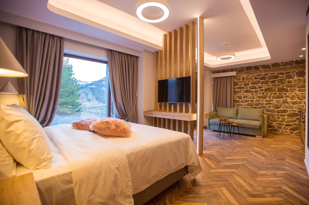 Adryades Luxury Apartments