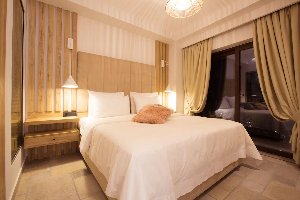 Adryades Luxury Apartments