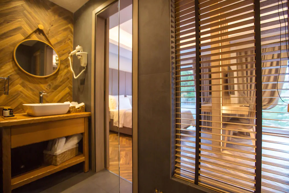 Adryades Luxury Apartments