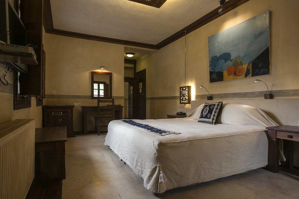 Katogi Averoff Hotel & Winery