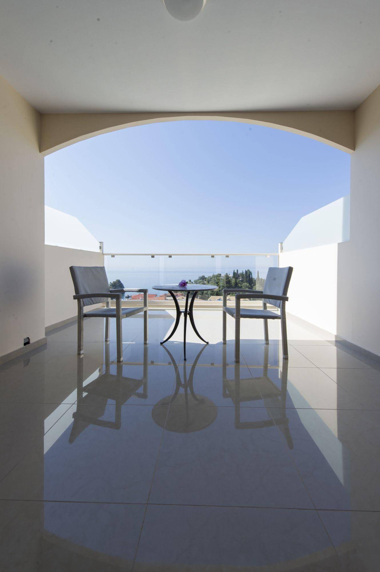 Agnanti Resort