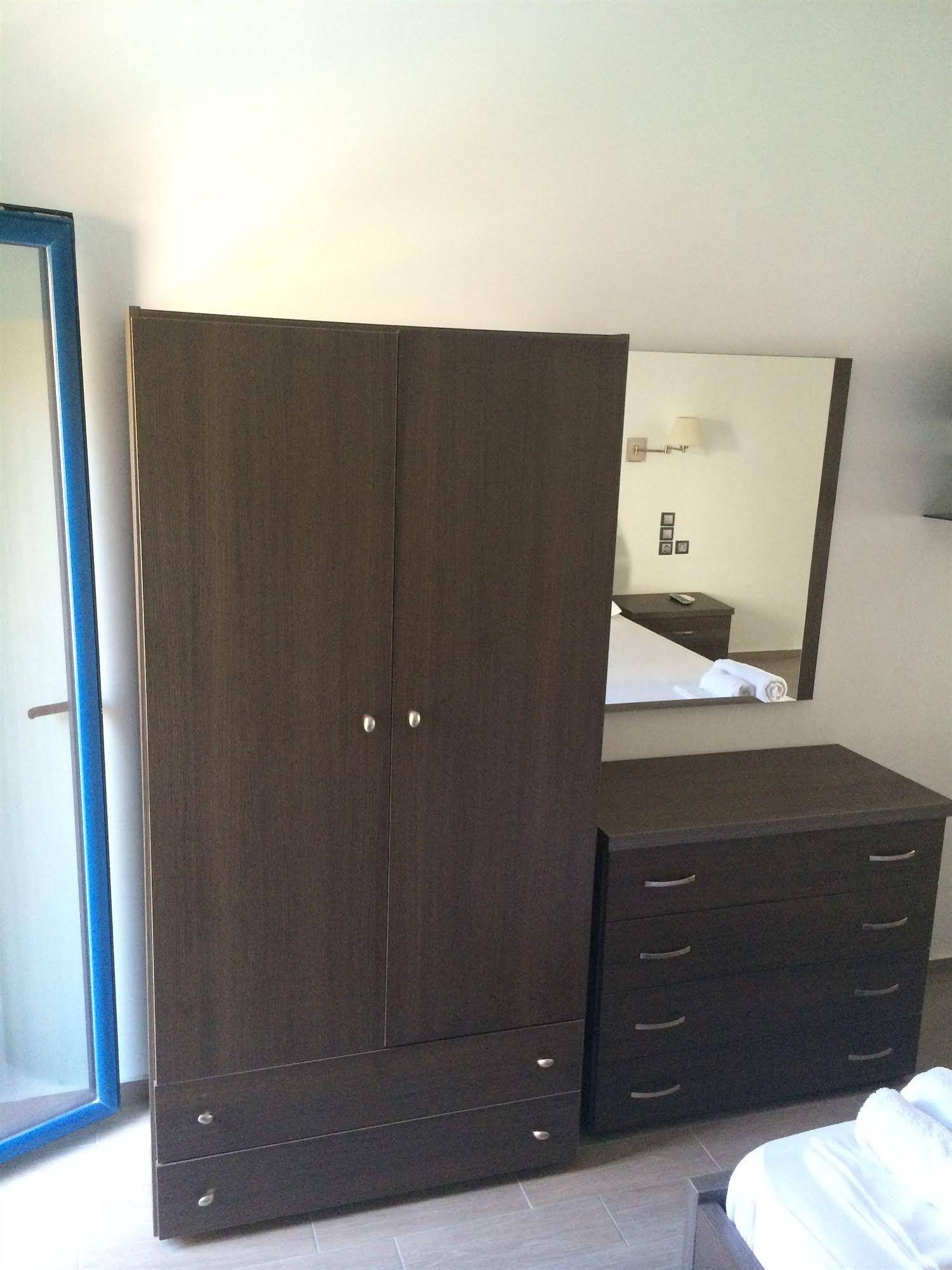 Christina Studios & Apartments