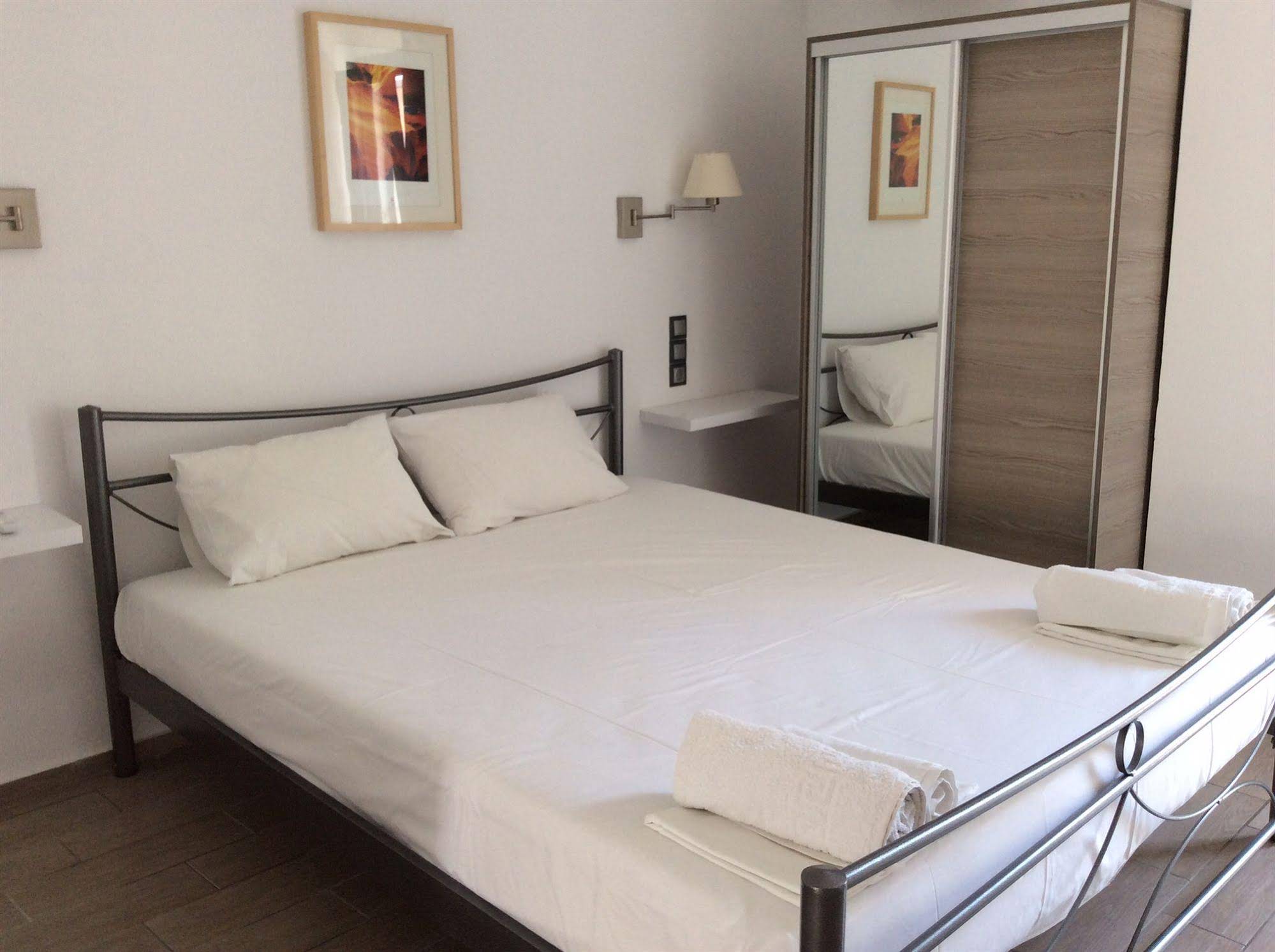 Christina Studios & Apartments