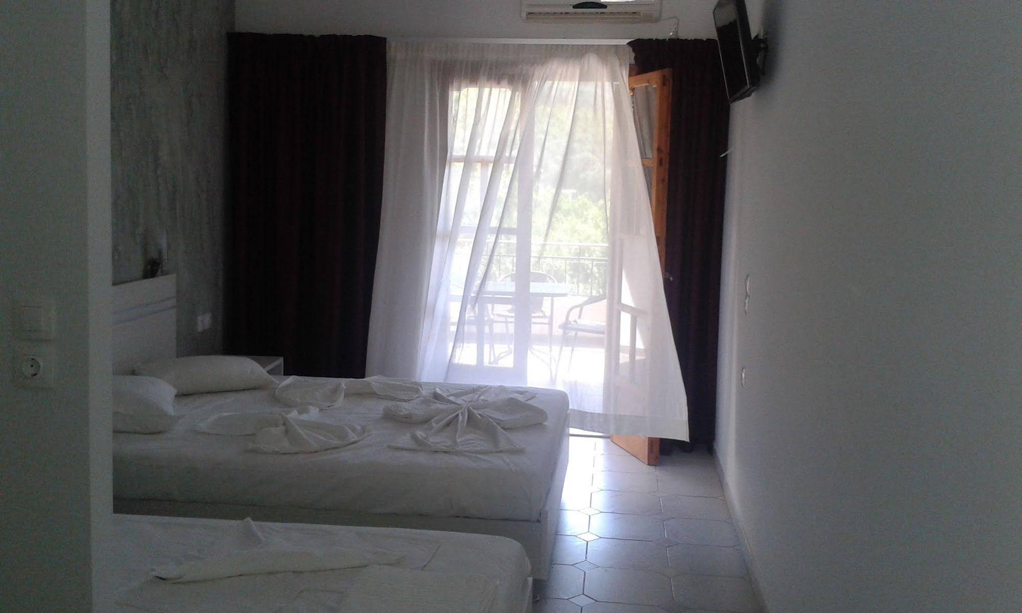 Dallas Valtos Studios