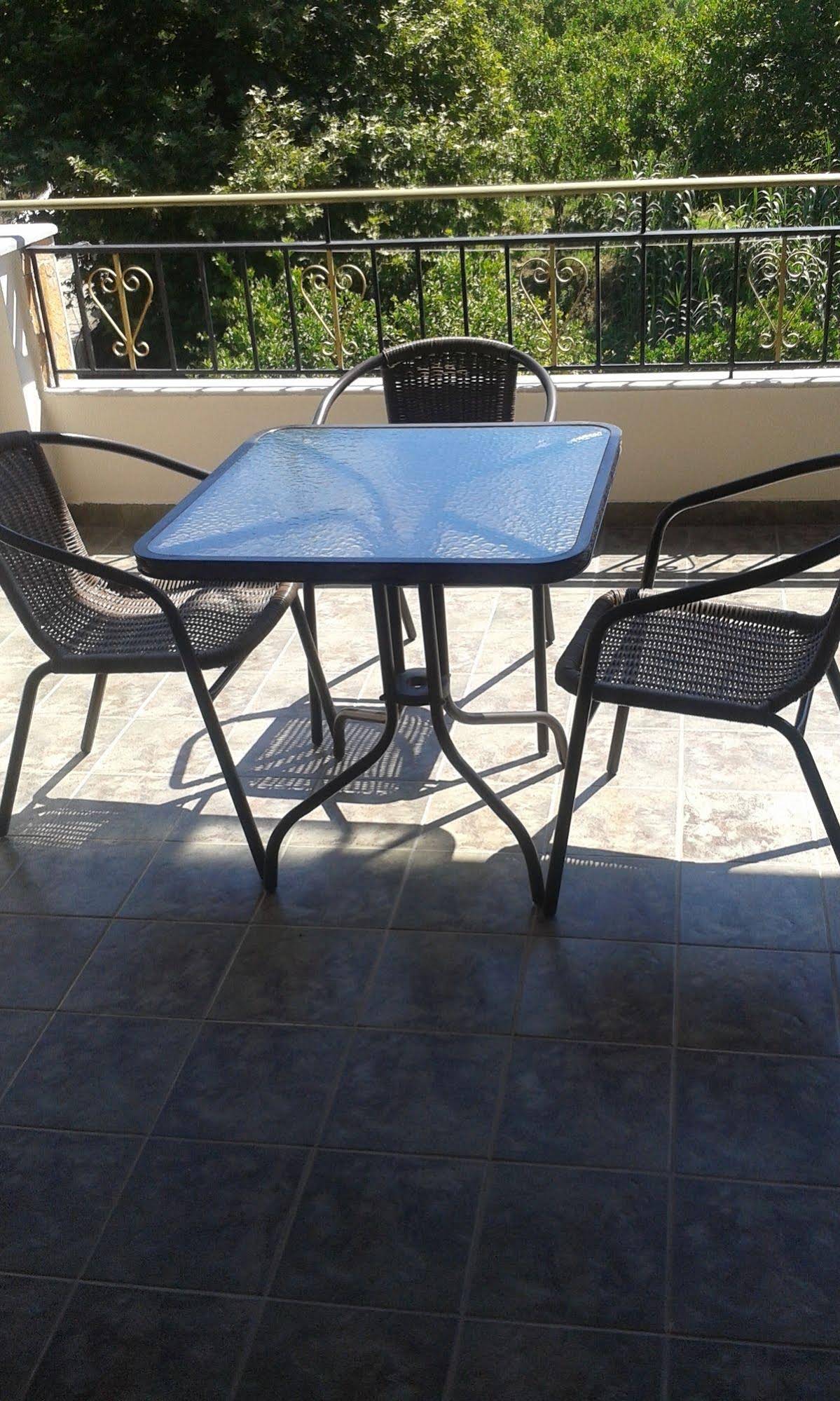 Dallas Valtos Studios