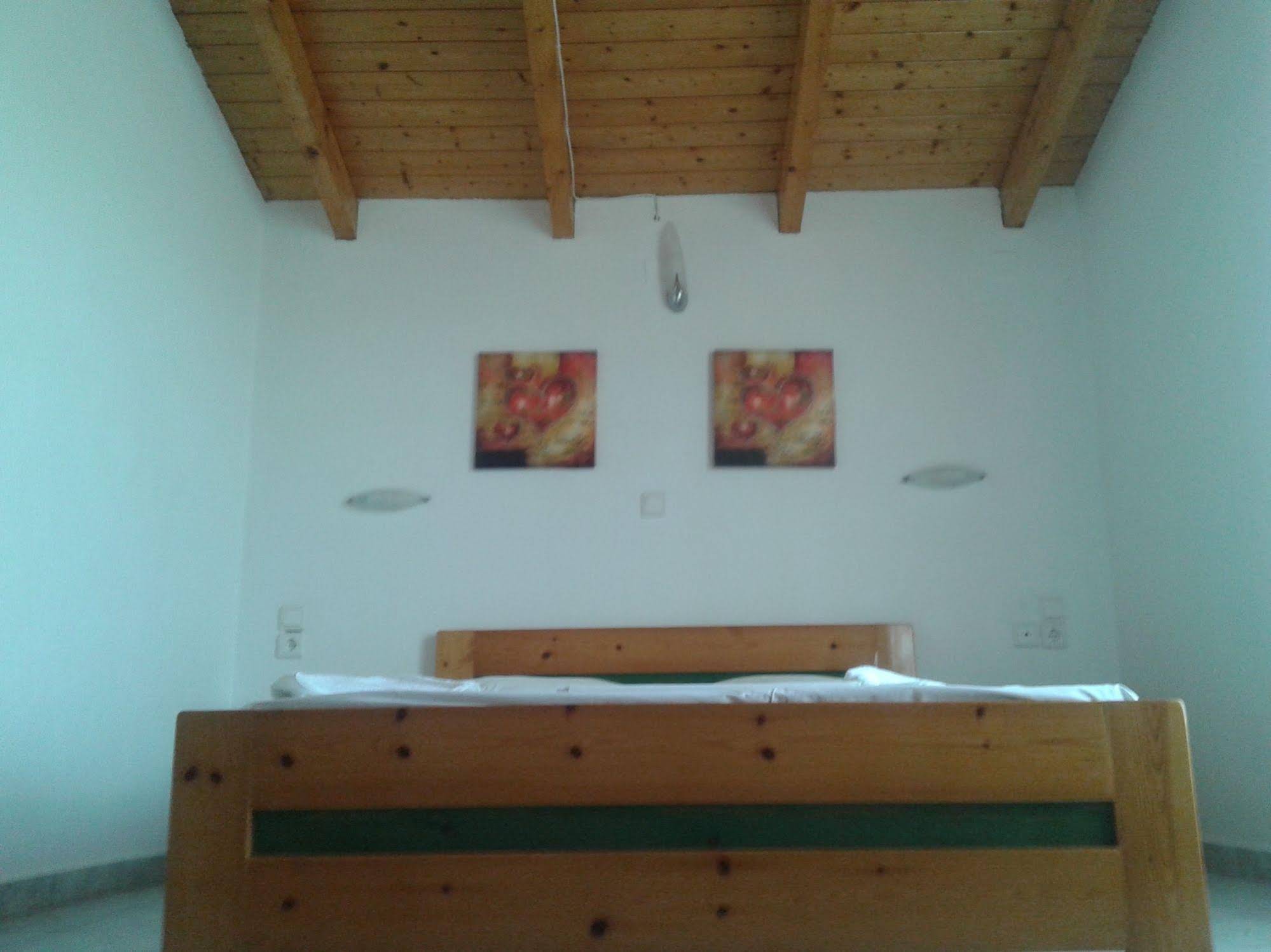 Dallas Valtos Studios