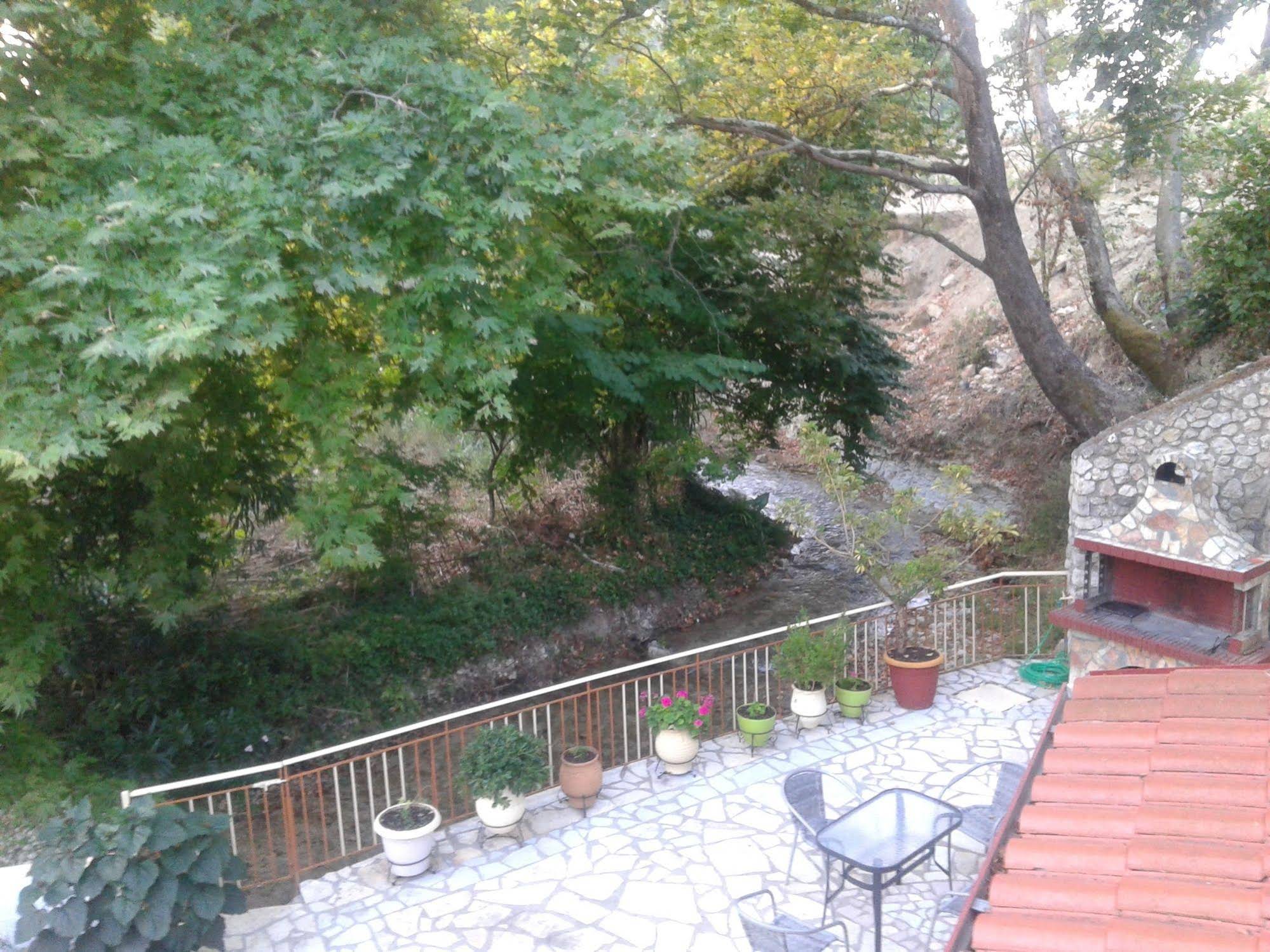 Dallas Valtos Studios