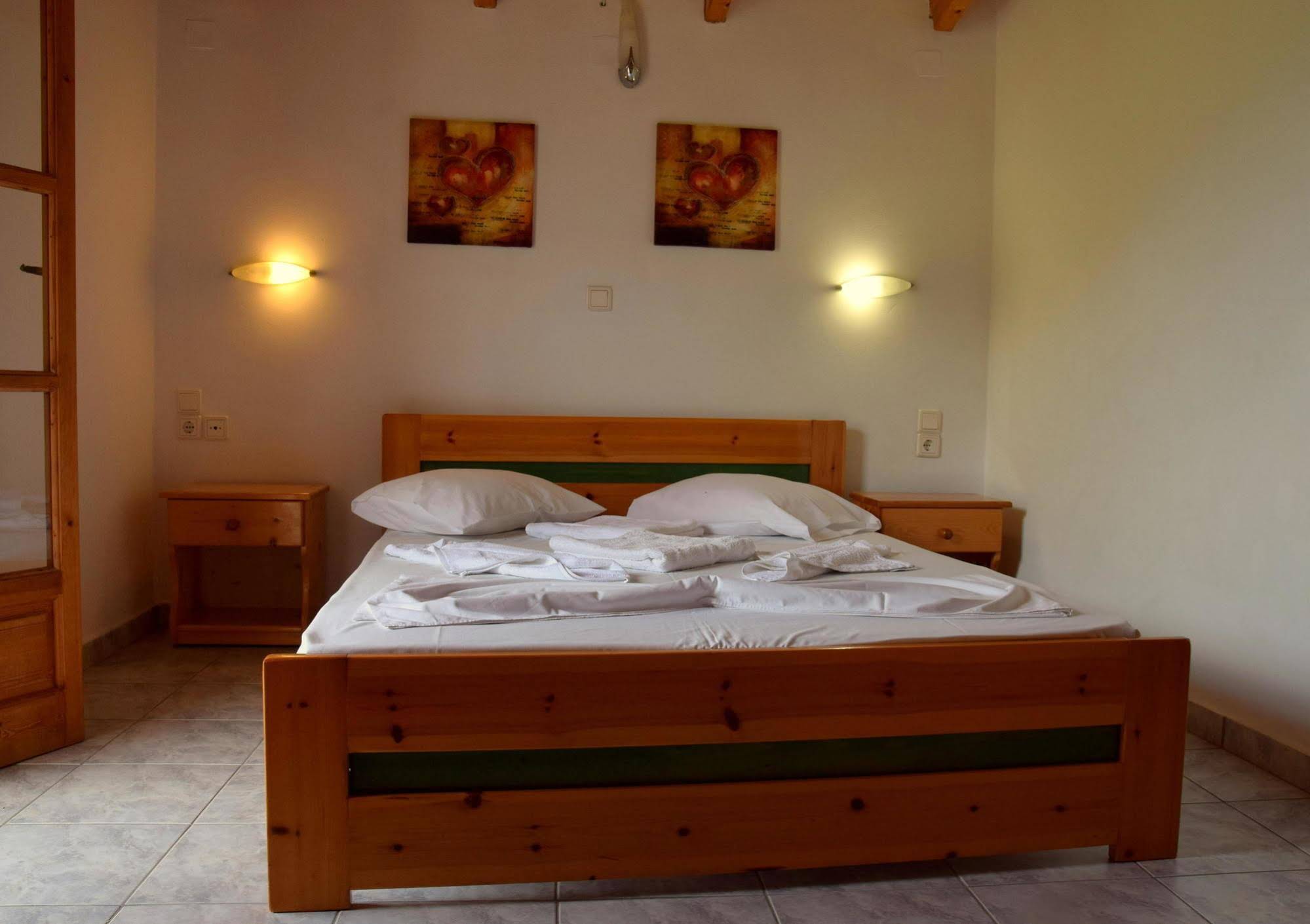 Dallas Valtos Studios