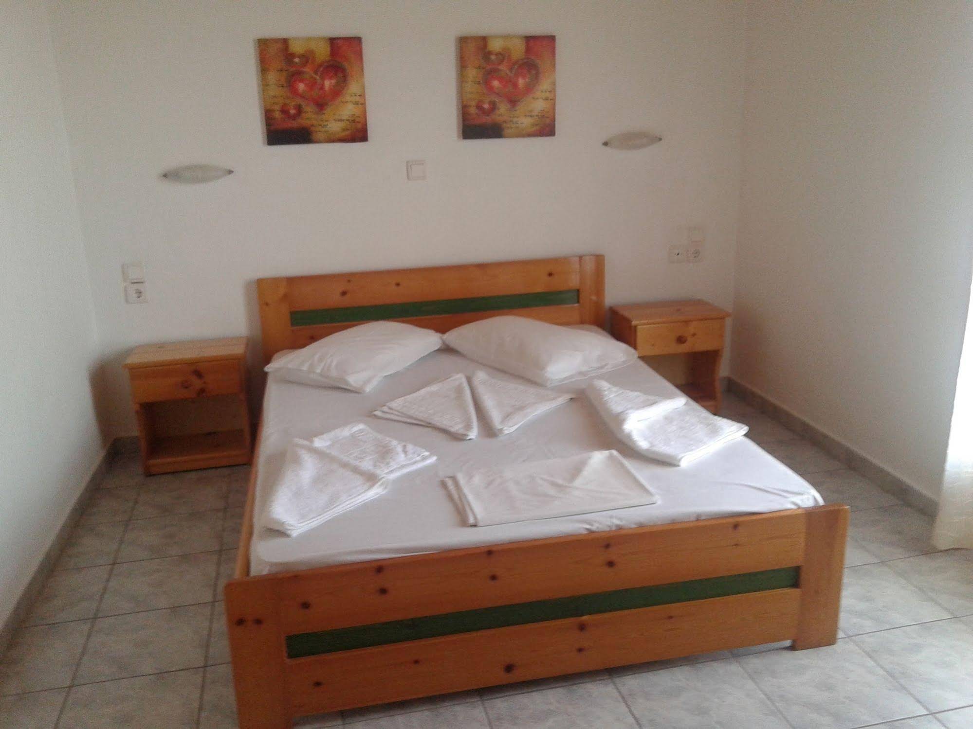 Dallas Valtos Studios