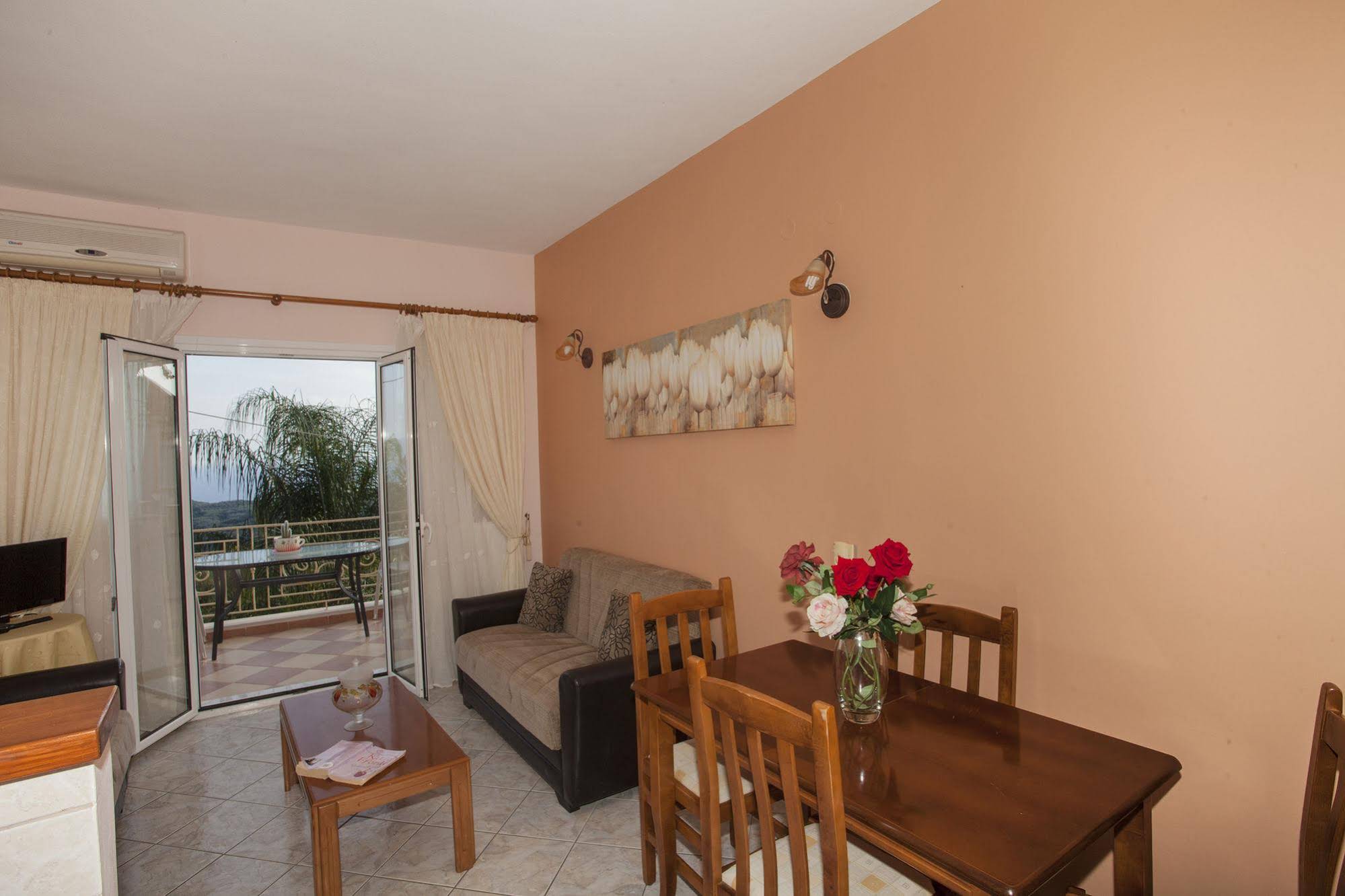 Filoxenia Sea & View