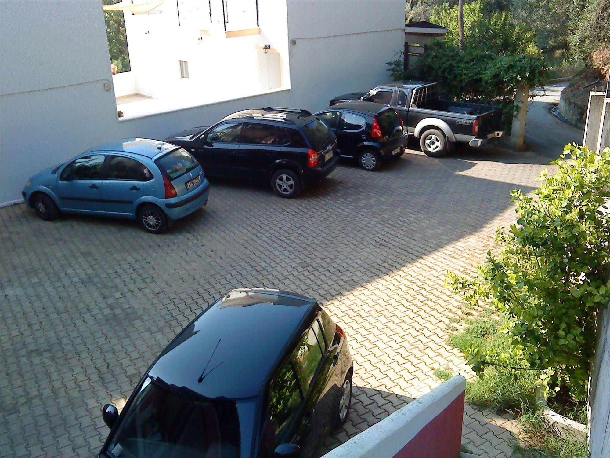 Filoxenia Sea & View