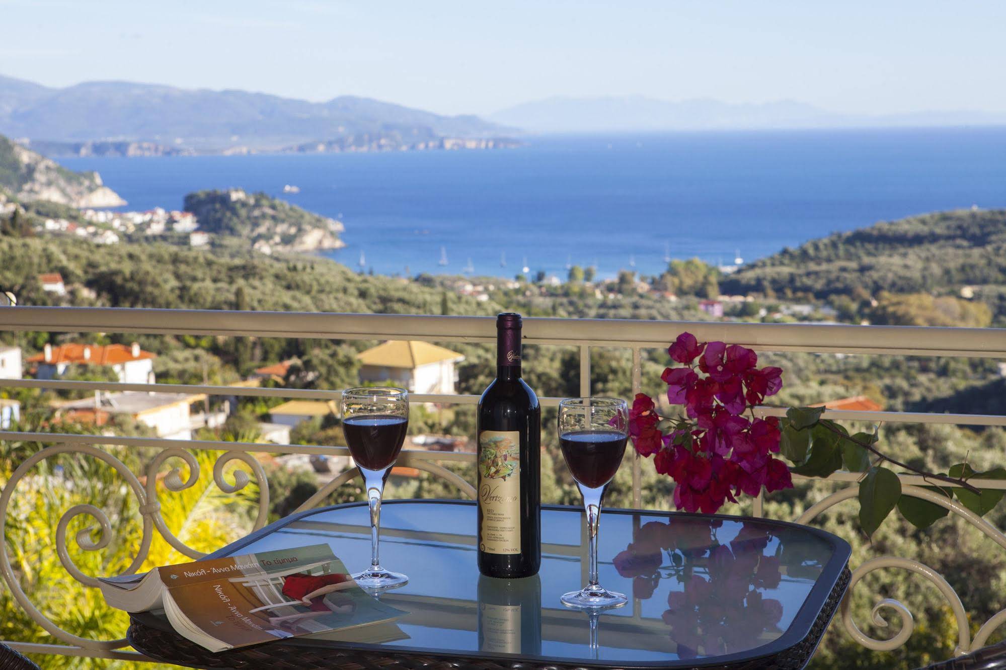 Filoxenia Sea & View