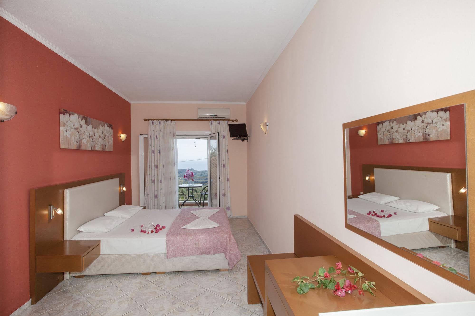 Filoxenia Sea & View