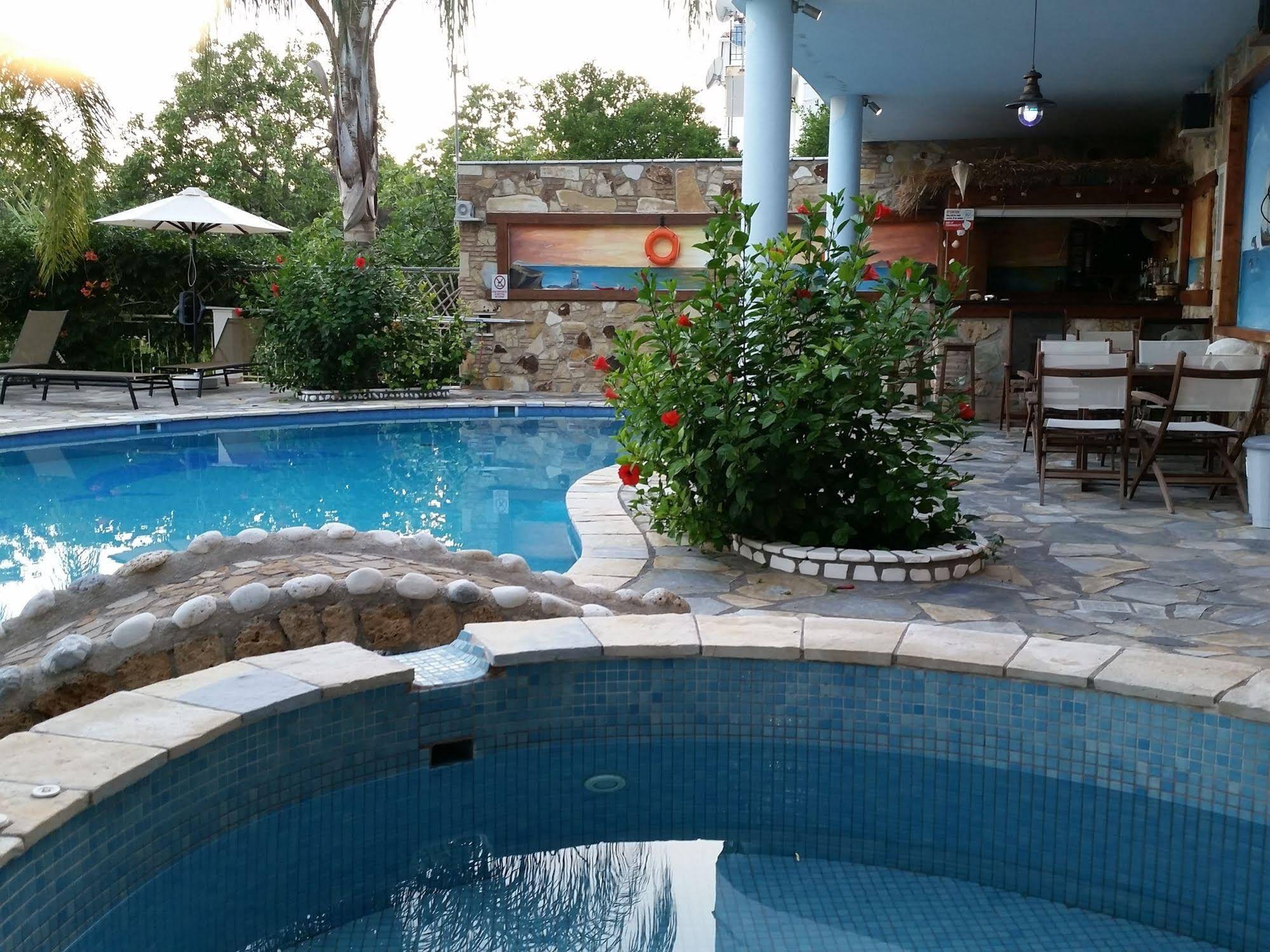 Filoxenia Sea & View