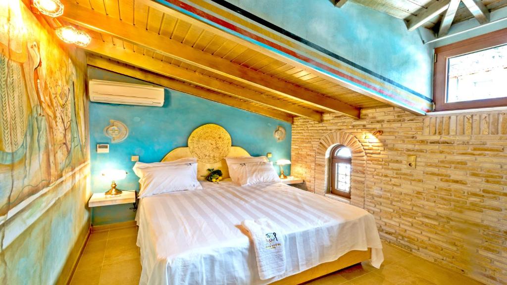 Leda Suites