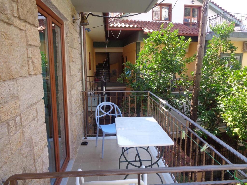 Leda Suites