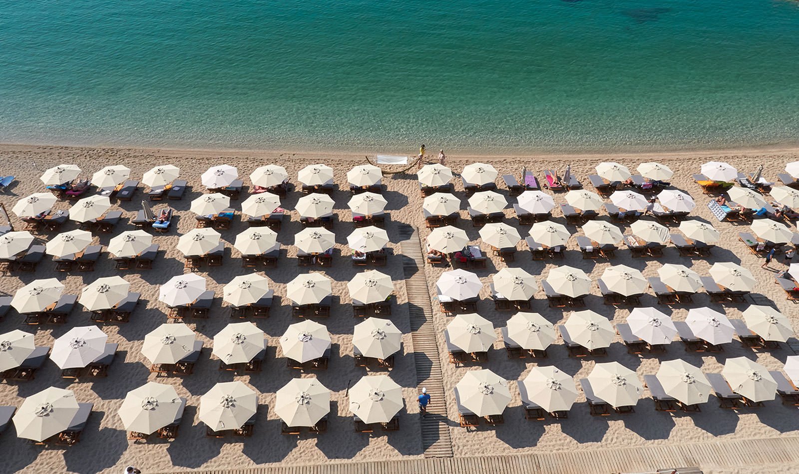 Lichnos Beach Hotel & Suites