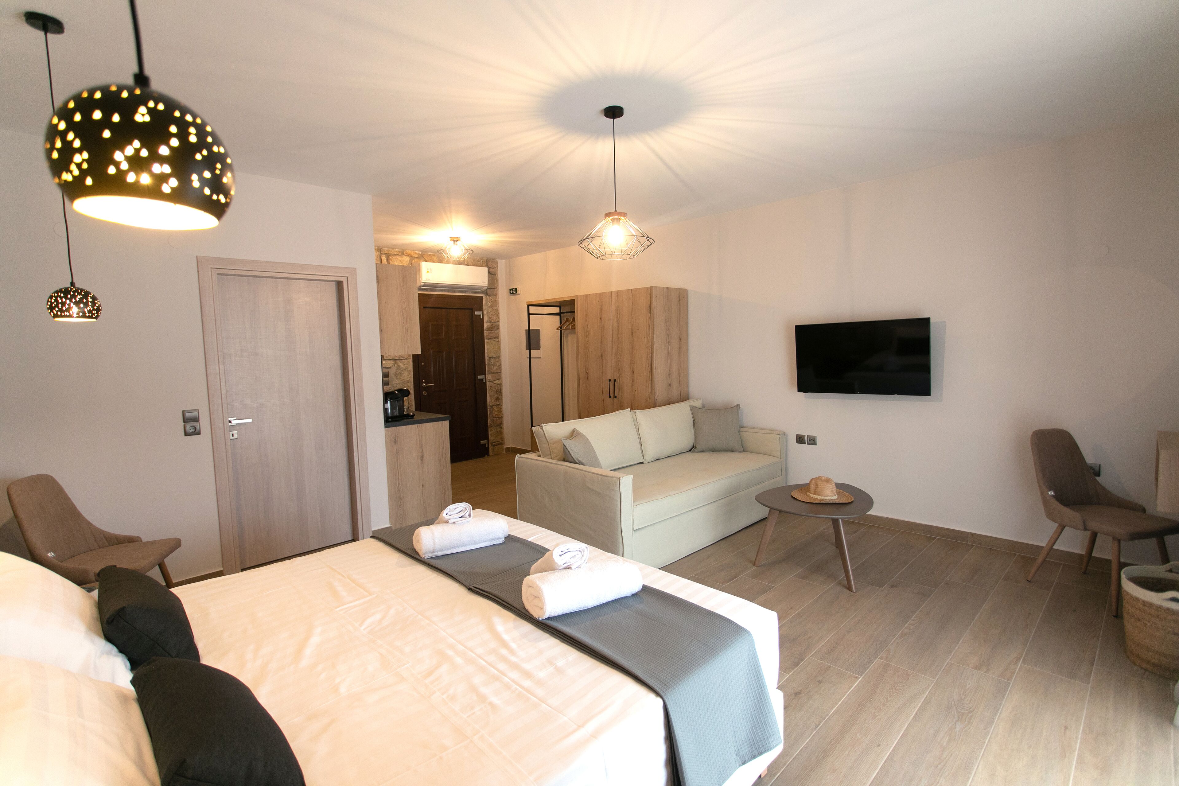 Michelangelo Suites & Apartments