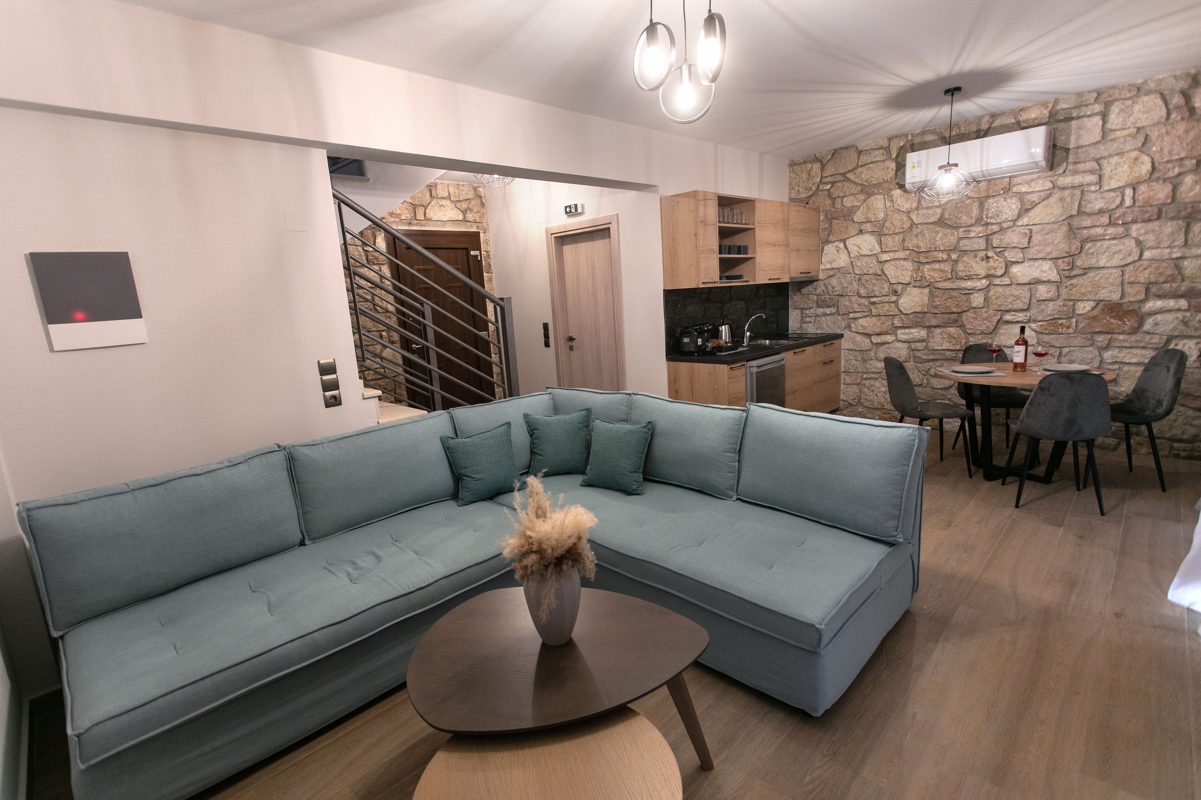 Michelangelo Suites & Apartments