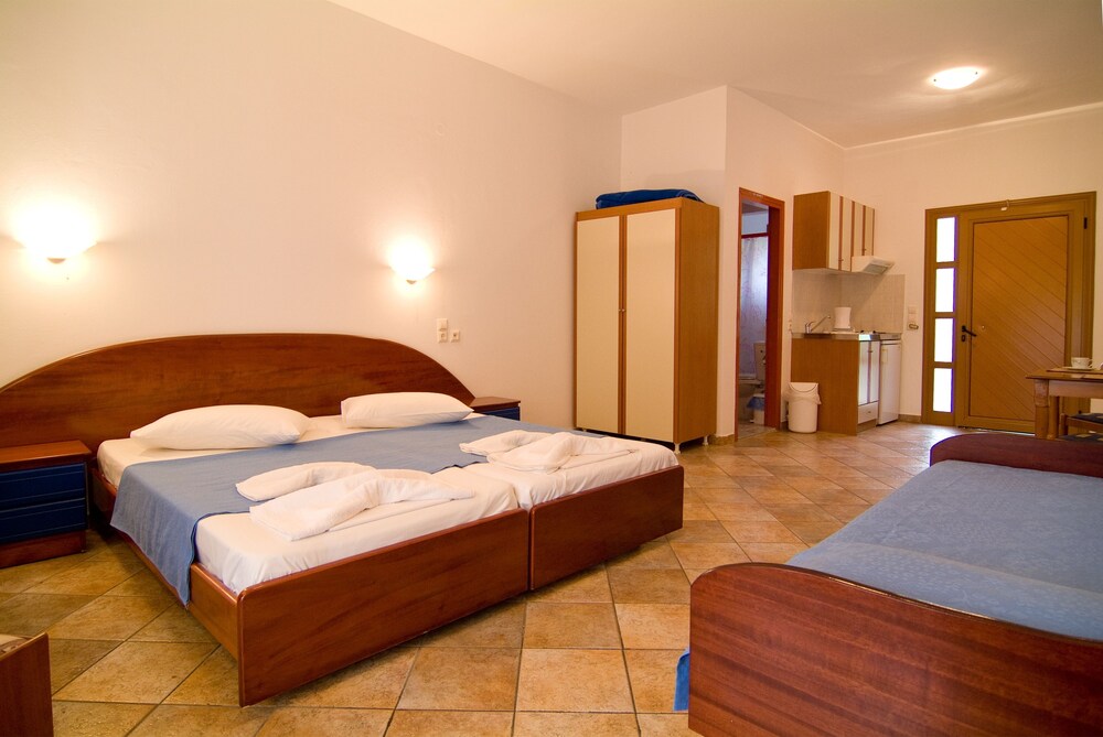 Villa Angelika Apartments & Studios