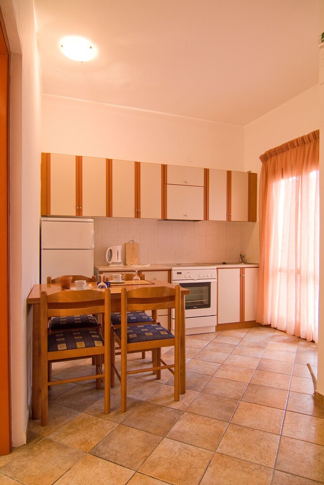 Villa Angelika Apartments & Studios