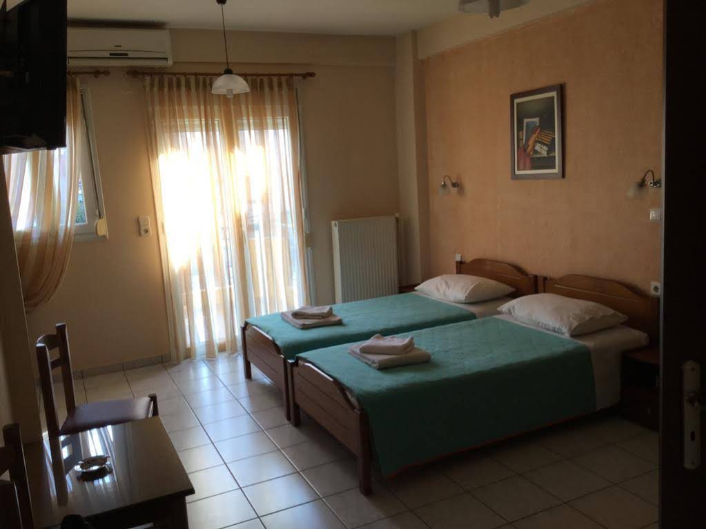 Tsironis Rooms