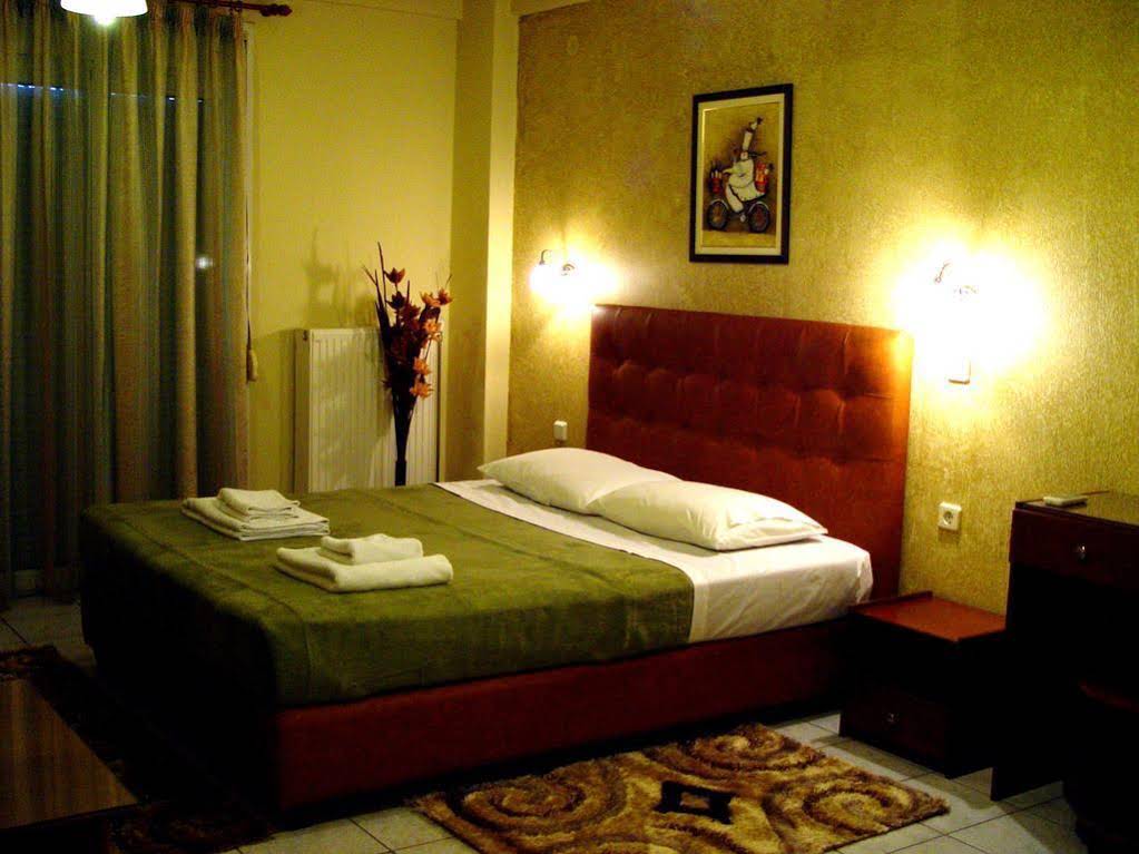 Tsironis Rooms