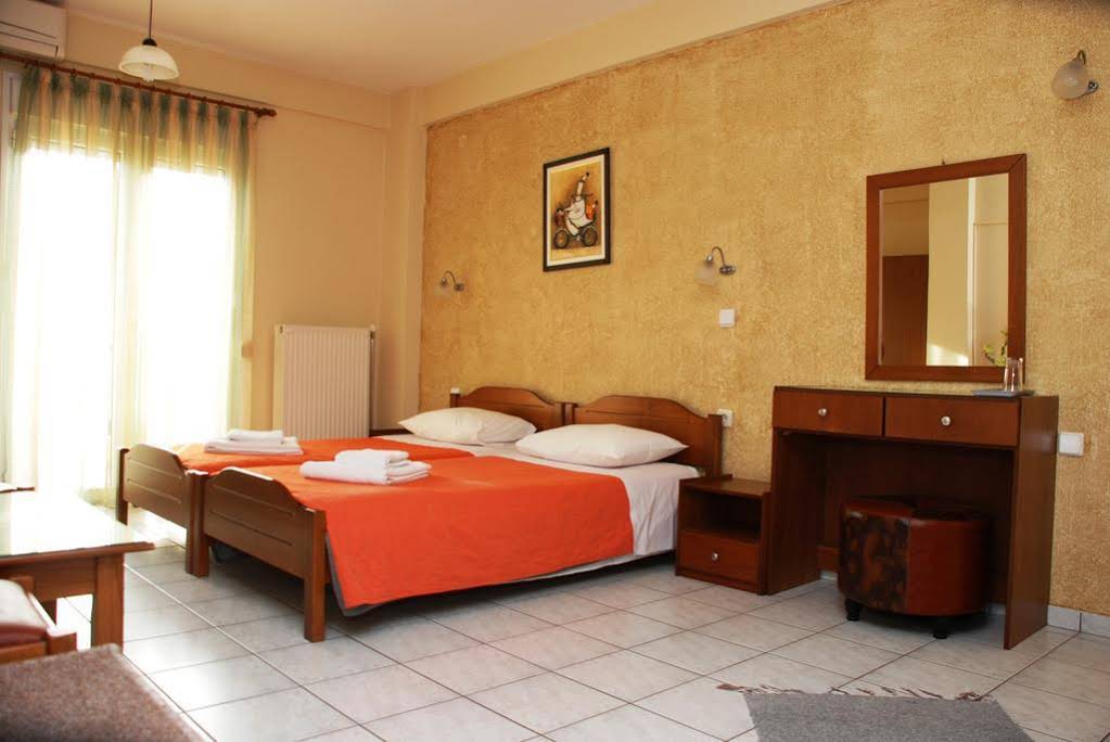 Tsironis Rooms