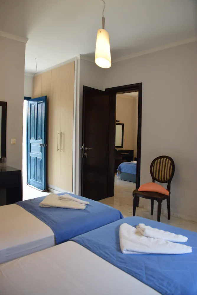Karavostasi Beach Hotel