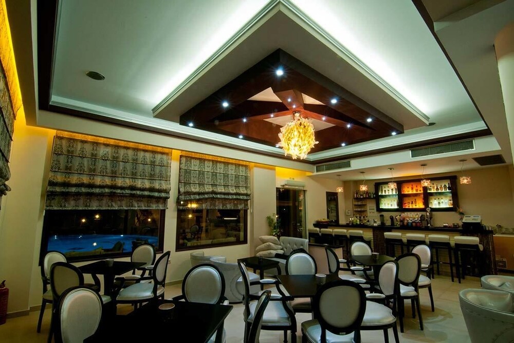 Riviera Perdika Hotel