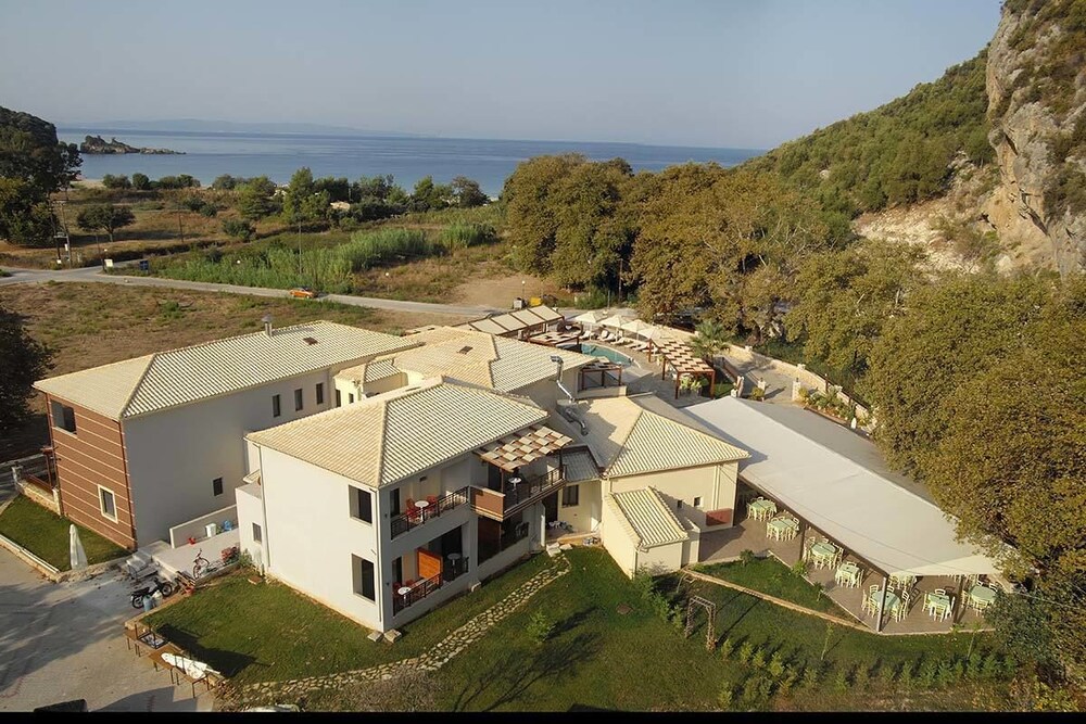 Riviera Perdika Hotel