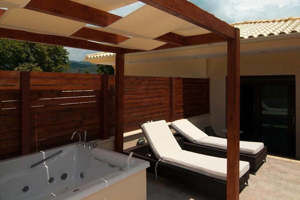 Riviera Perdika Hotel