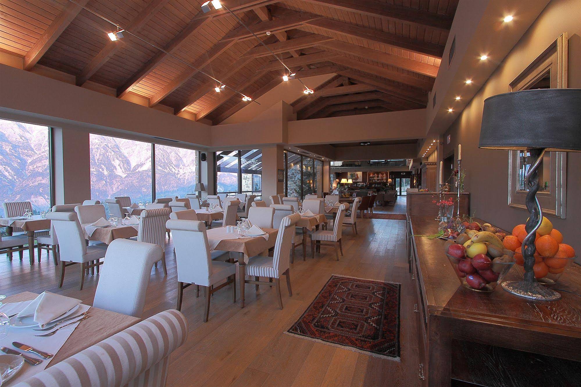 Orizontes Tzoumerkon Hotel Resort
