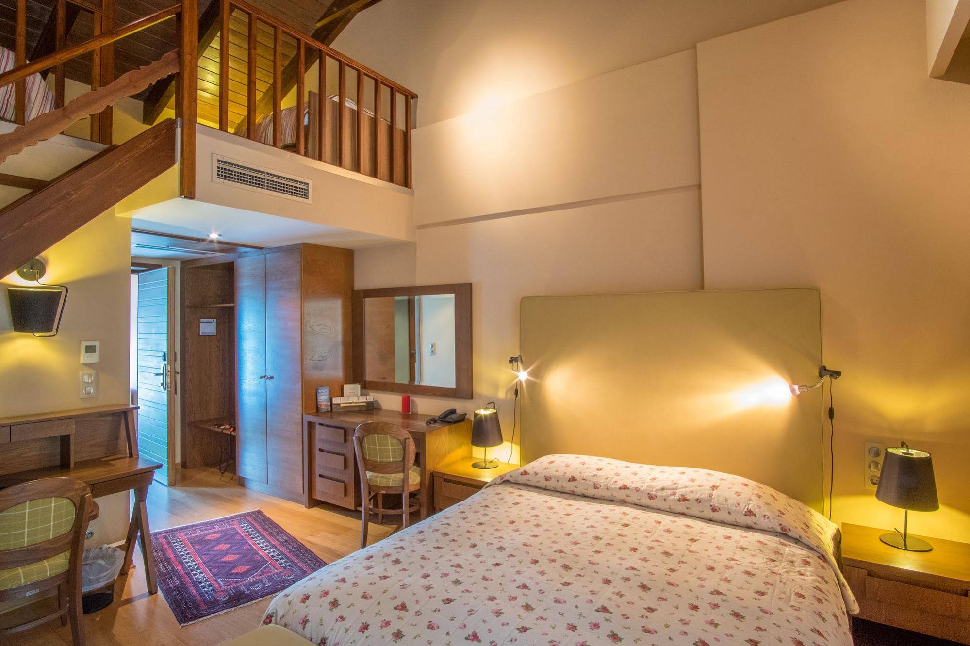 Orizontes Tzoumerkon Hotel Resort