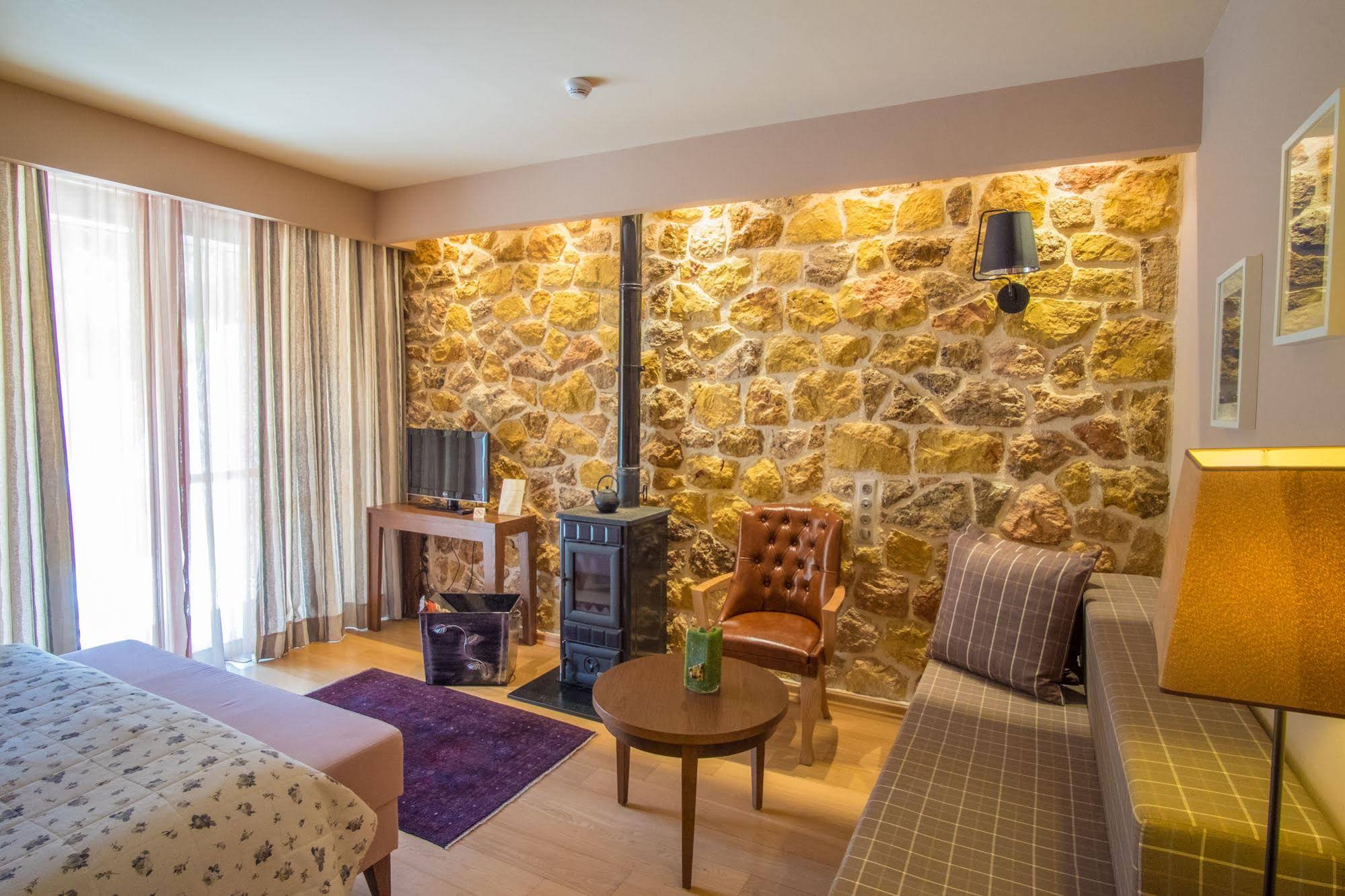 Orizontes Tzoumerkon Hotel Resort