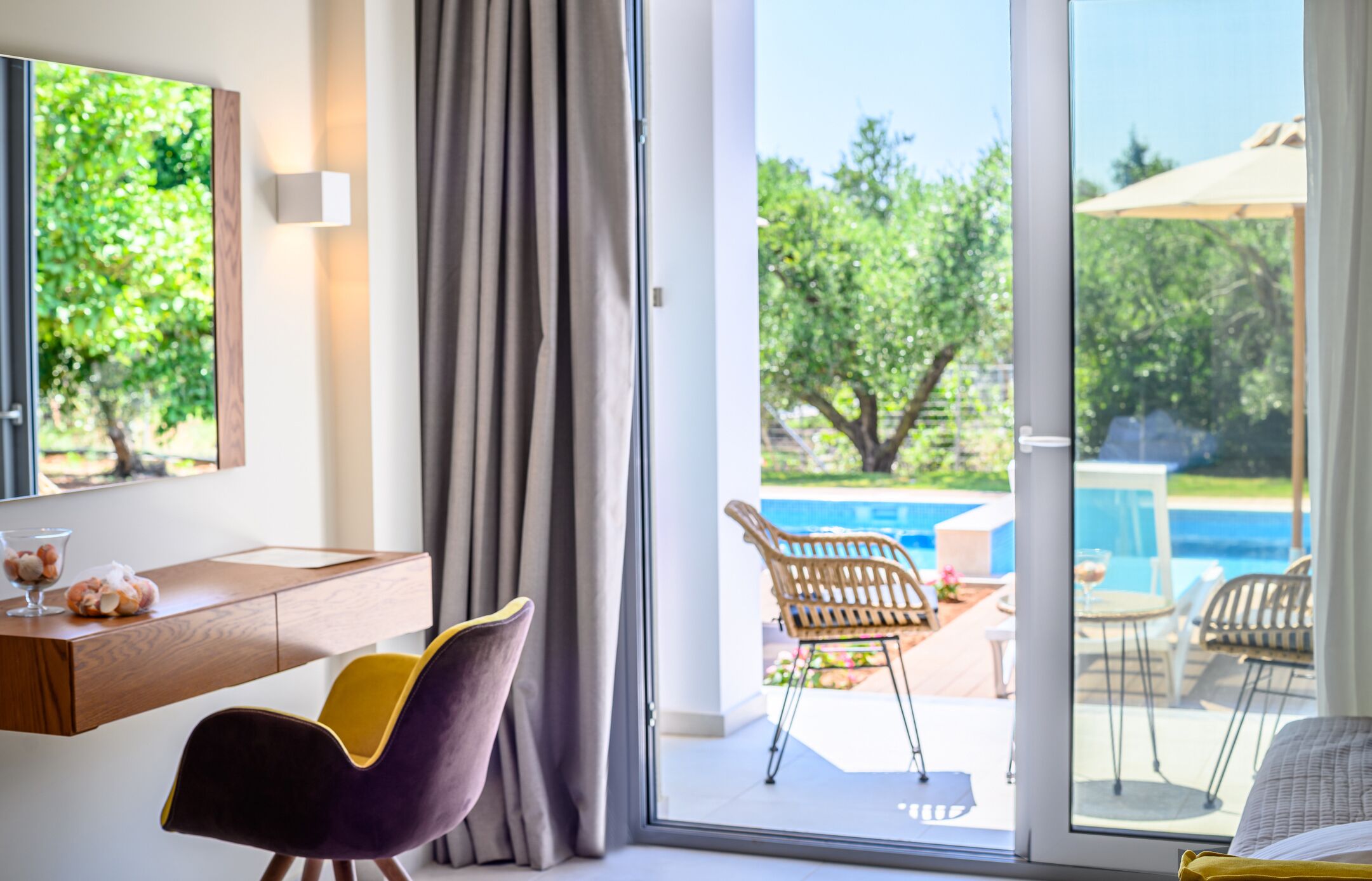 Alonaki Resort