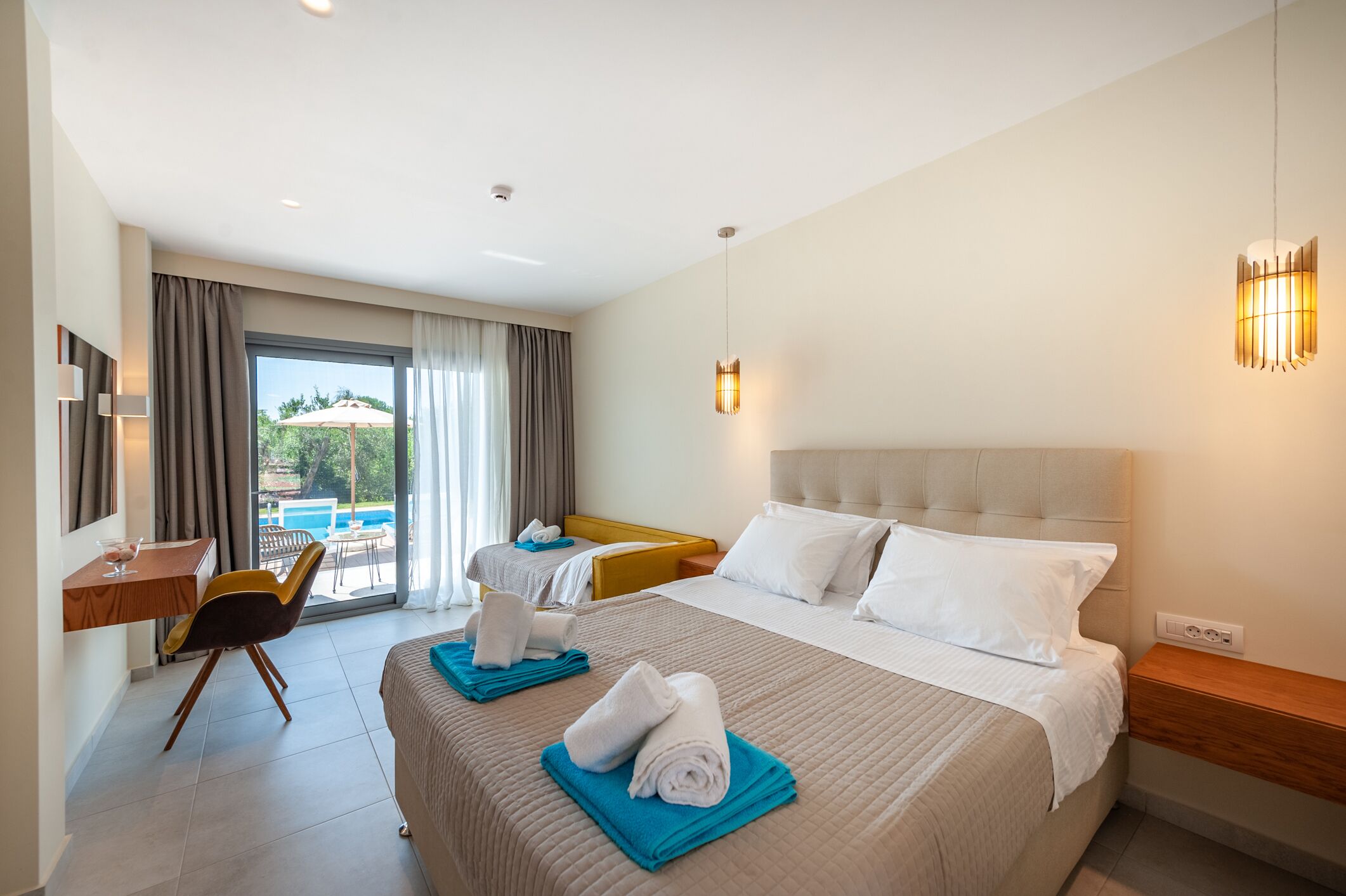 Alonaki Resort