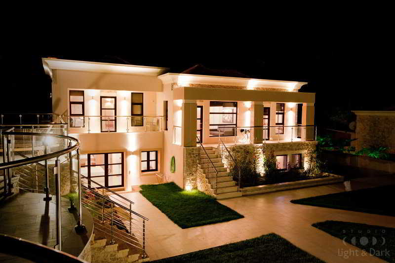 Karvouno Villas
