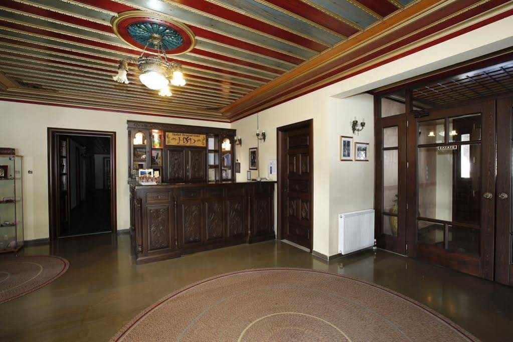 Drakolimni Hotel