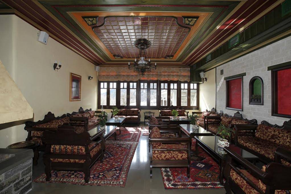 Drakolimni Hotel