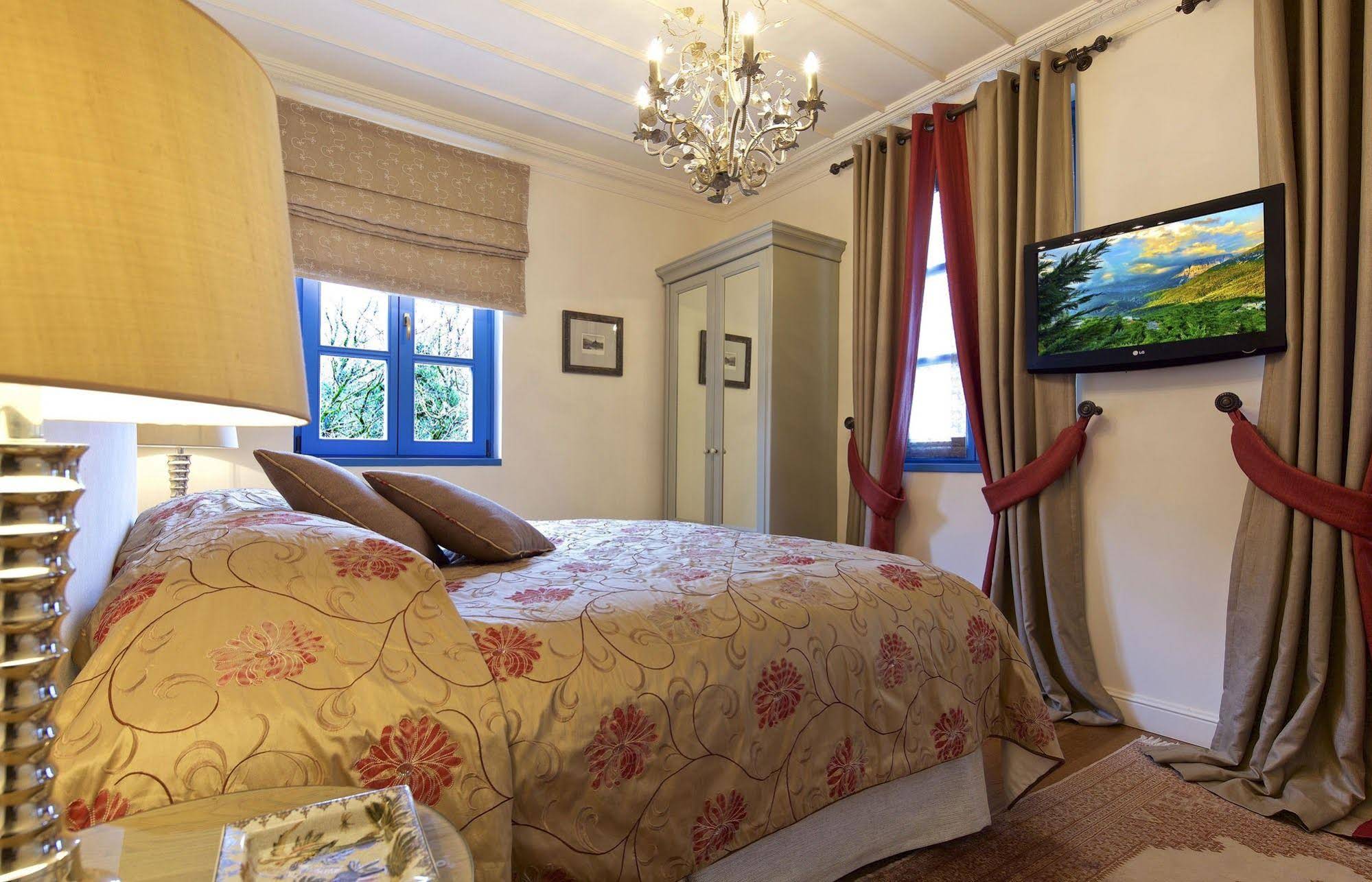 Zagori Suites
