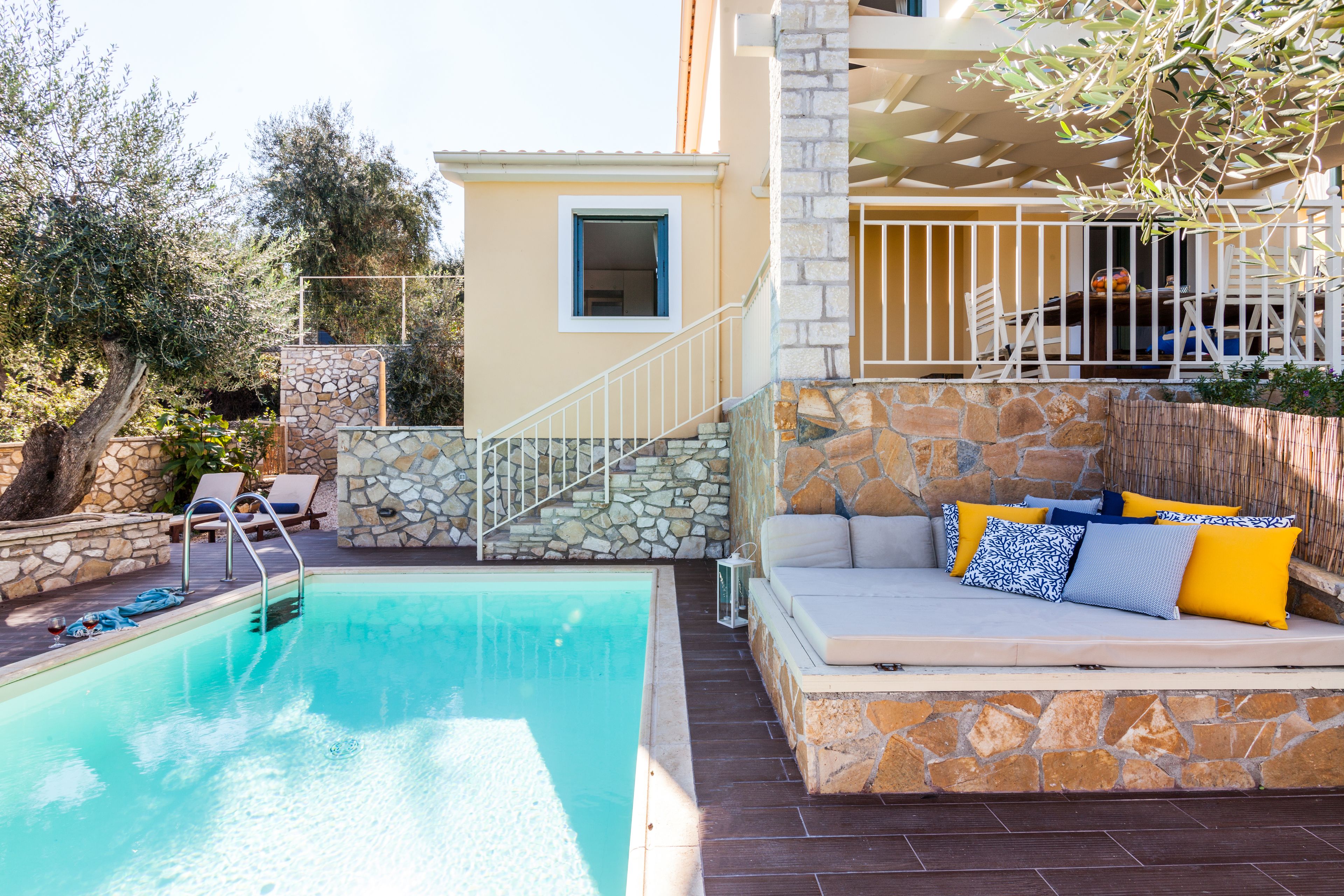 Villen Muscalas Elia