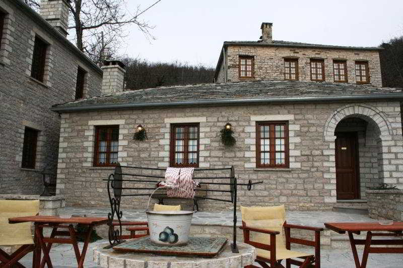 Nikolas Guesthouse