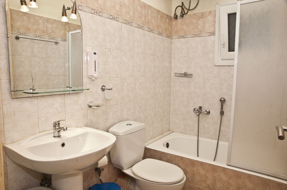 Chalkida Apartments