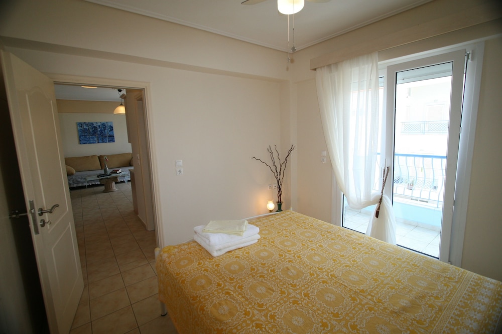 Chalkida Apartments
