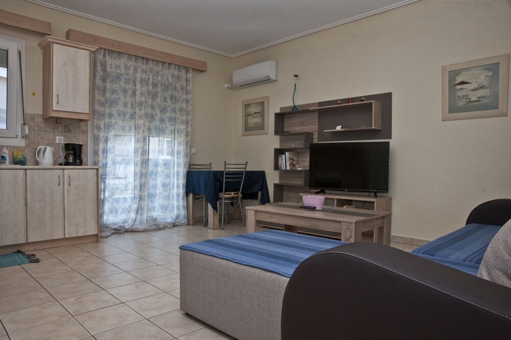 Chalkida Apartments