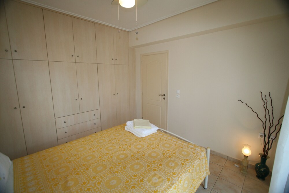Chalkida Apartments