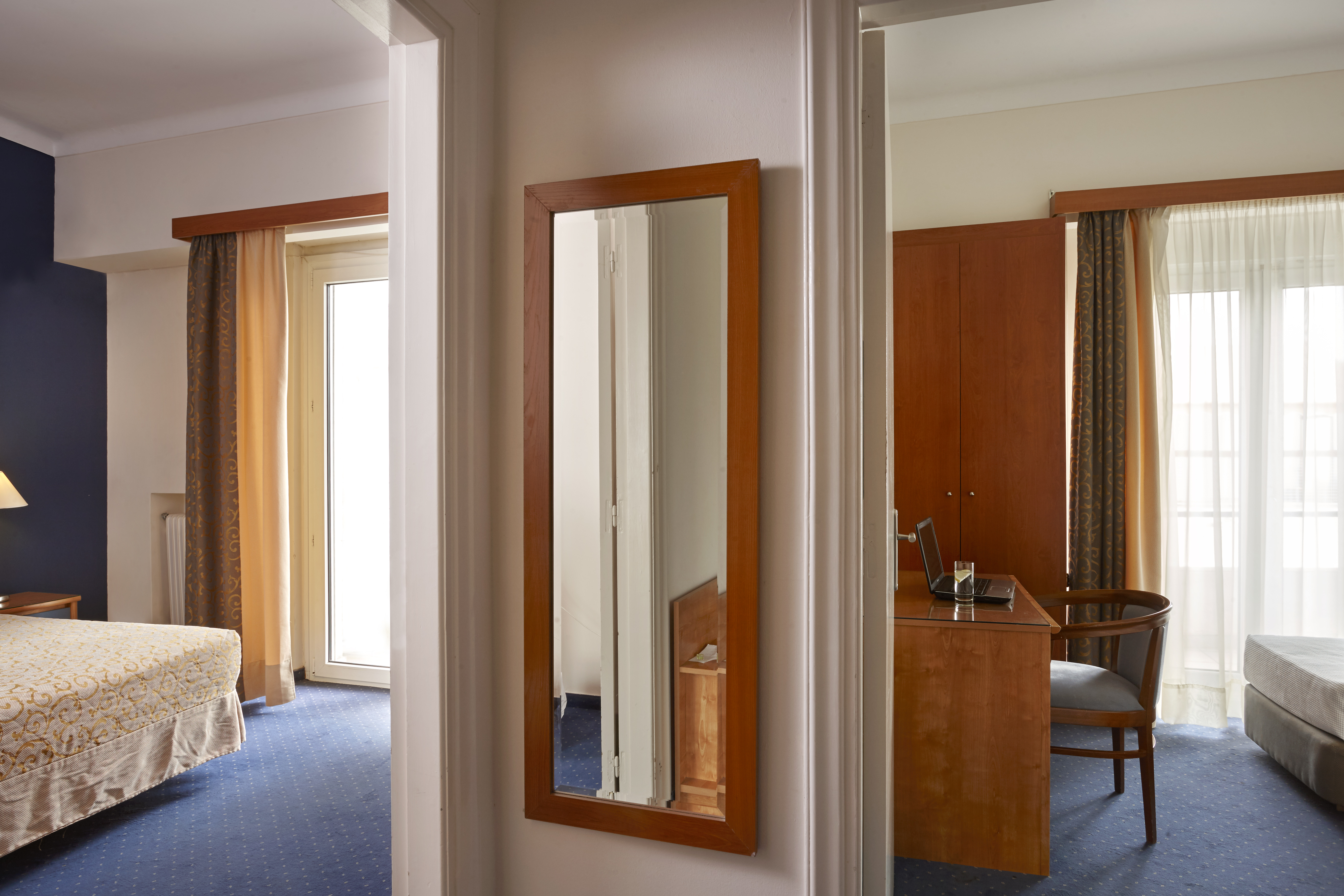 Lucy Hotel
