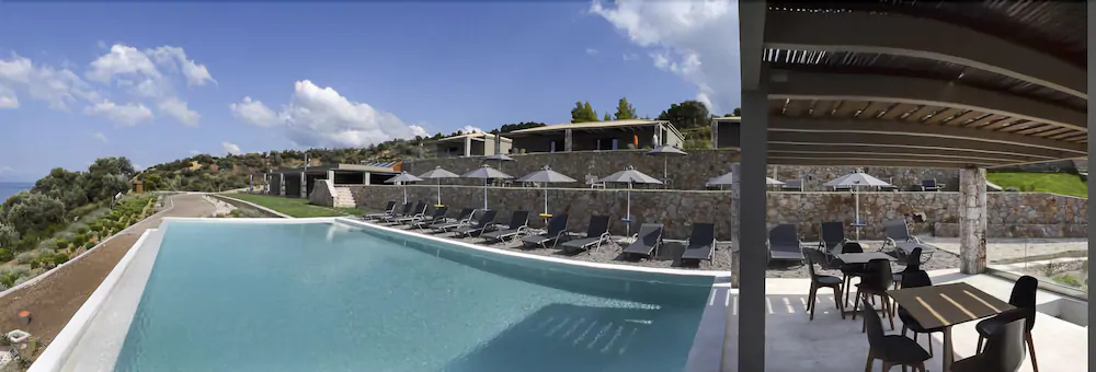 Elimnion Resort