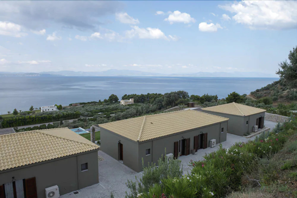Elimnion Resort